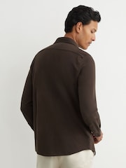 Reiss Chocolate Brown Dasilva Cotton-Piqué Garment-Dyed Shirt Regular-Fit - Image 5 of 6