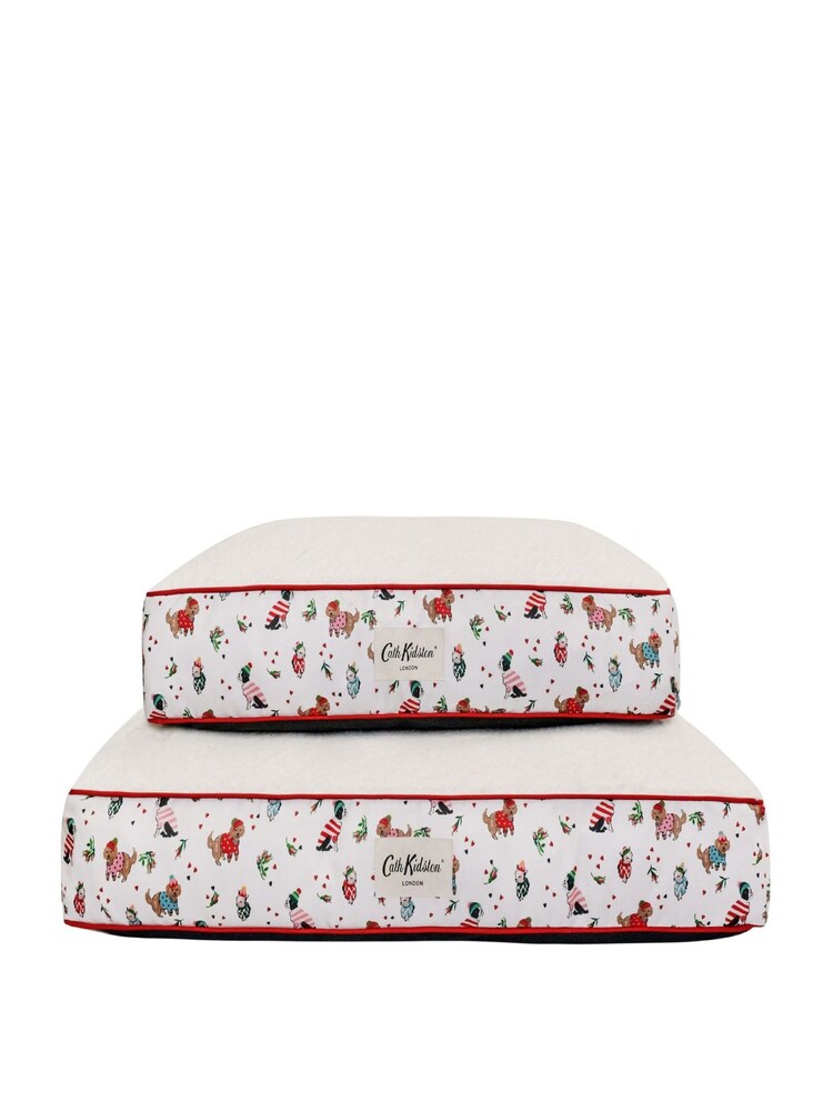 Cath Kidston Green and White and Pink Hearts and Roses Small Medium Mattress - Image 2 of 4