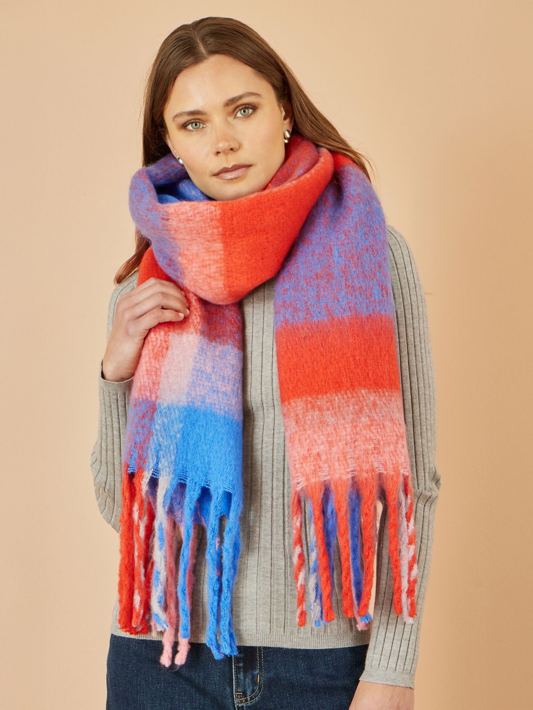 Yumi Women's Multi-coloured Check Soft Scarf - Image 5