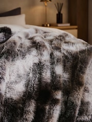 Charcoal Grey Loulou Faux Fur Throw - Image 4 of 7