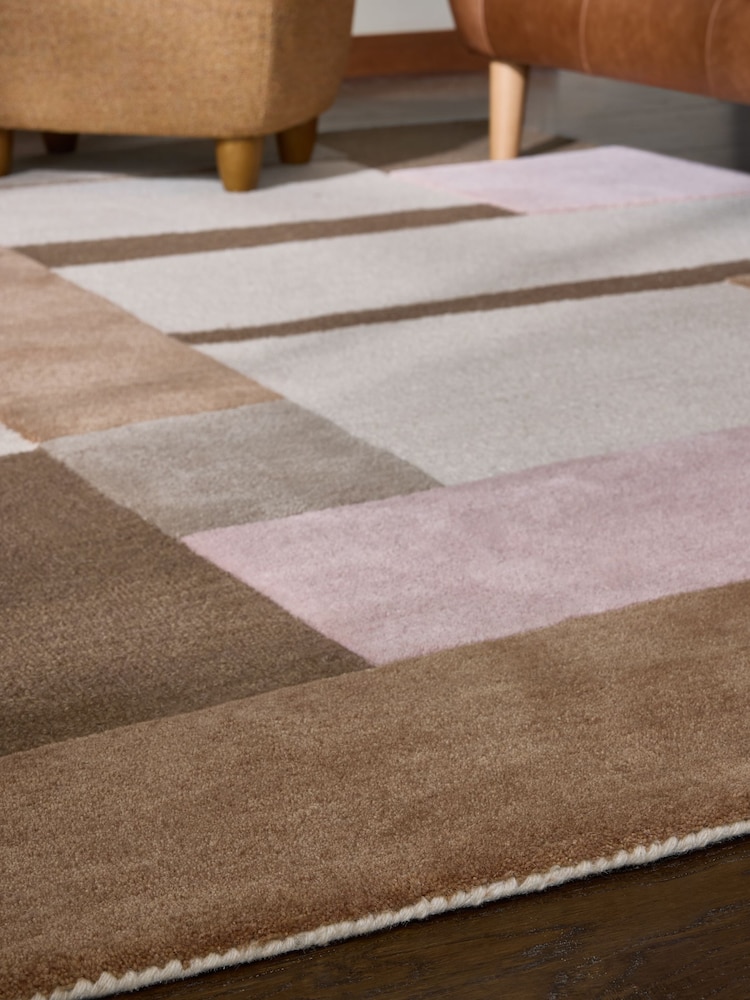 Blocked Abstract Rug - Image 2 de 5 Blocked Abstract Rug - Image 2 de 5
