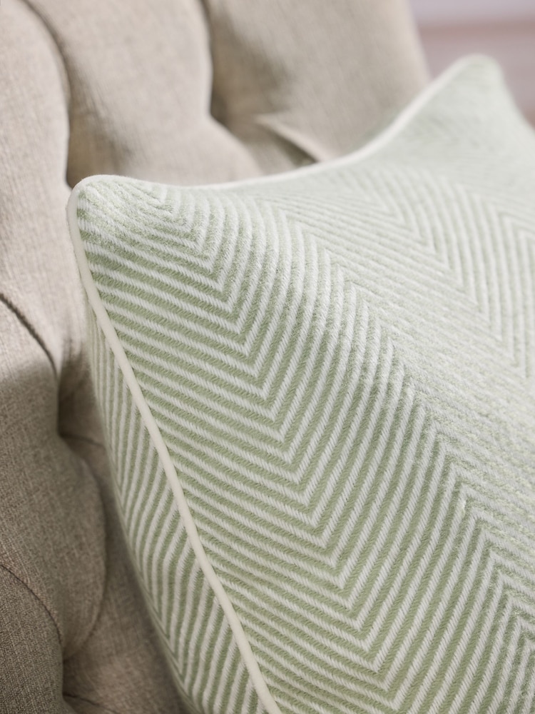 Herringbone Cushion - Obraz 2 z 2 Herringbone Cushion - Obraz 2 z 2