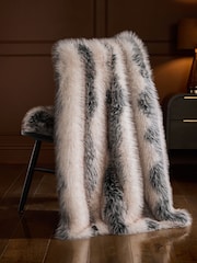 Faux Fur Stripe Throw - Larawan 2 ng 7