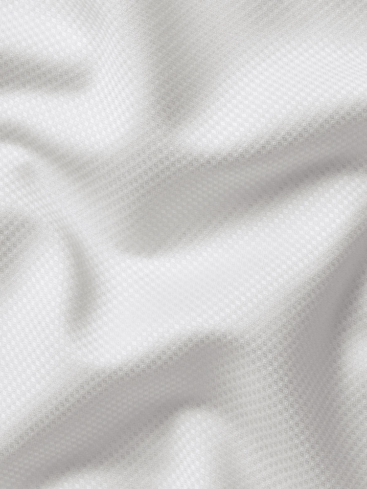 Charles Tyrwhitt White Non-Iron Greenwich Weave Cutaway Shirt - Image 7 of 7