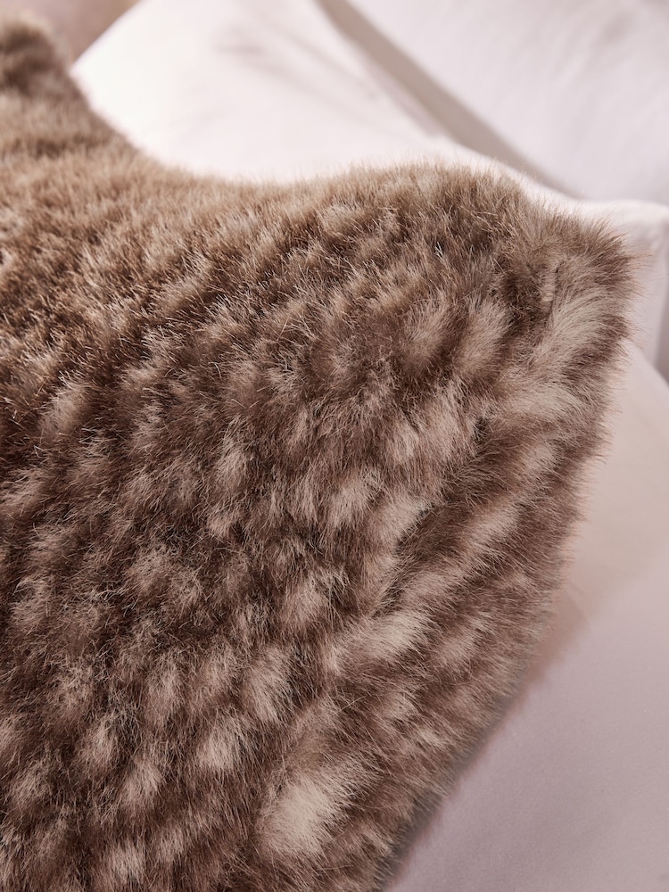 Brown Deer Faux Fur Cushion - Image 2 of 4 Brown Deer Faux Fur Cushion - Image 2 of 4