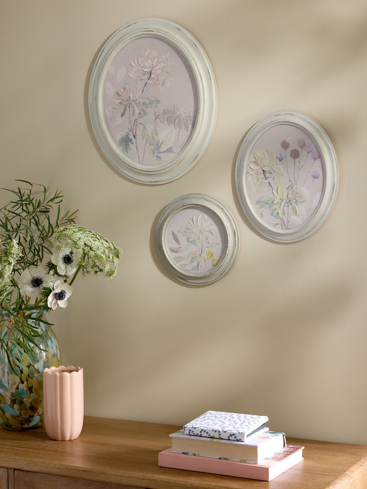 Set of 3 Pink Pretty Floral Hand Paint Detail Wall Art - Image 2 of 5 Set of 3 Pink Pretty Floral Hand Paint Detail Wall Art - Image 2 of 5