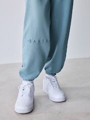 Baker by Ted Baker オーバーサイズ ウォッシュドトレーナー＆ジョガーセット（ブルー） - 画像 6 / 10