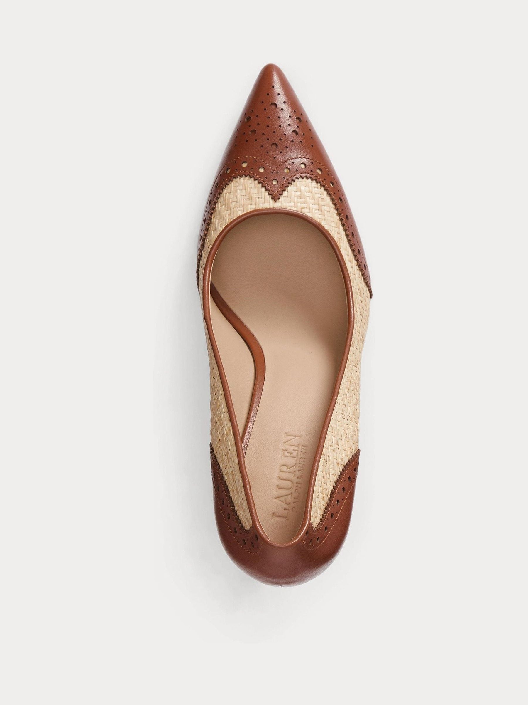 Kjøp Lauren Ralph Lauren Lynden Pumps med lukket tå from Next Norway