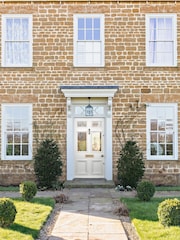 Graham & Brown White Exterior Eggshell Paint - Image 6 of 6