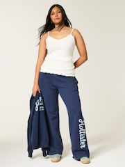 Blau - Hollister Feel Good Wide Leg Logo Graphic Sweatpant Joggers - Bild 2 von 6