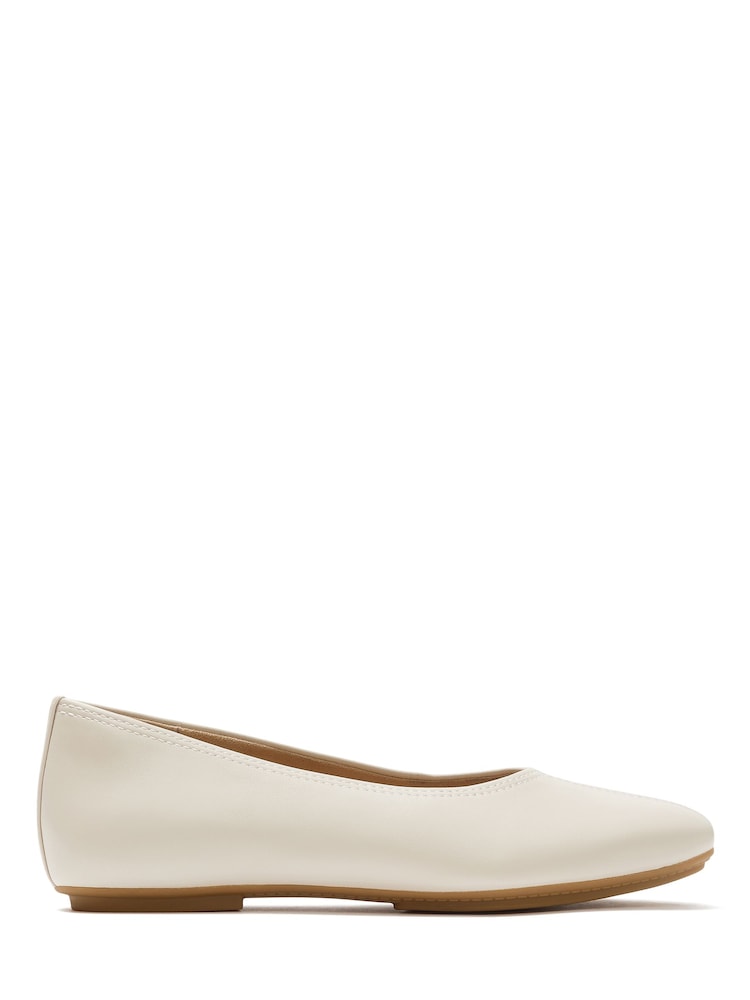 FitFlop Cream Delicato High-Cut Soft-Leather Ballet Flats - Image 2 of 5