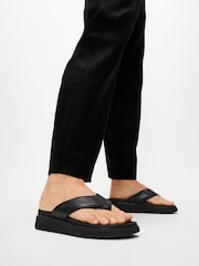 FitFlop Black Gen-FF Leather Flip-Flops - Image 1 of 1