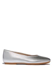 FitFlop Silver Delicato High-Cut Soft-Leather Ballet Flats - Image 2 of 6