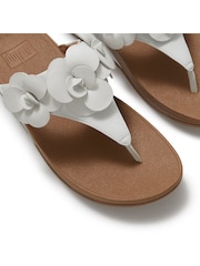 Hvit - FitFlop Lulu Flower Toe-Post Sandaler - Bilde 2 av 5