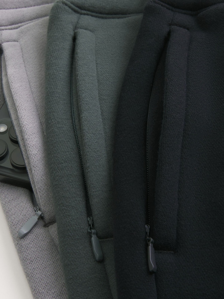 Hollister Grey Above-The-Knee Twill Pull-On Shorts 3 Pack - Image 2 of 2