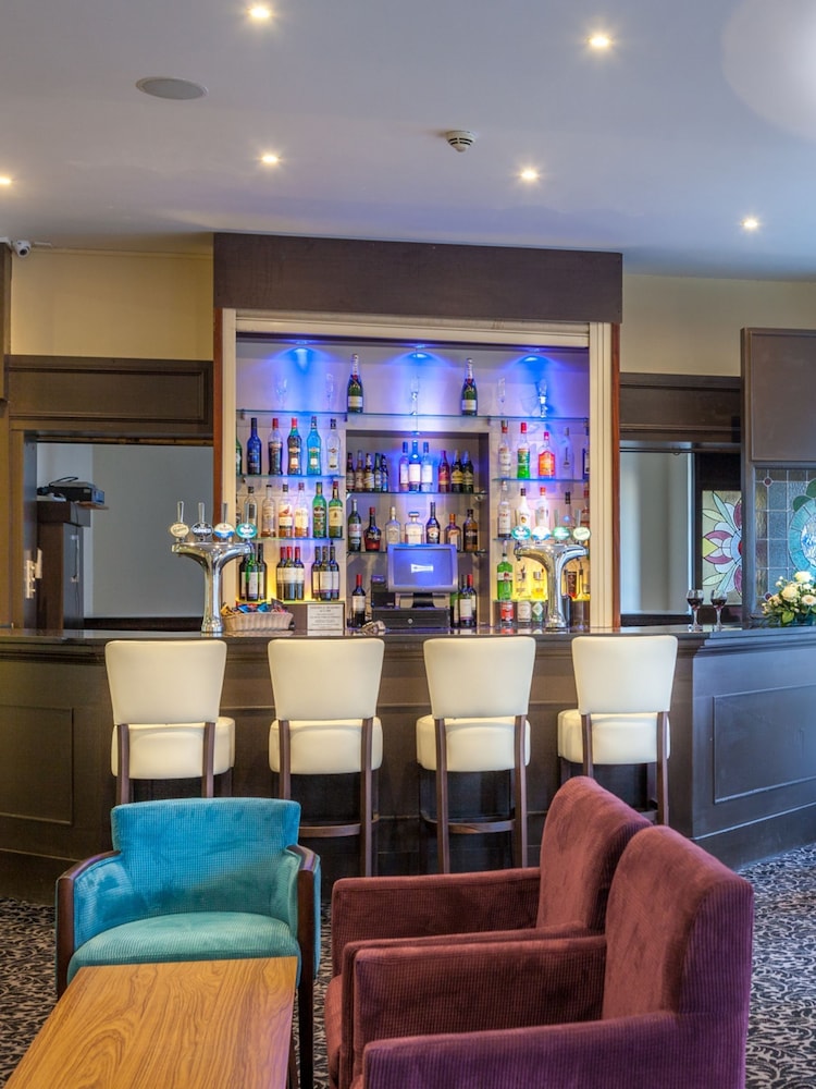 RED LETTER DAYS Two Night Stay for Two at Durley Dean Hotel Gift Experience - Image 4 of 4