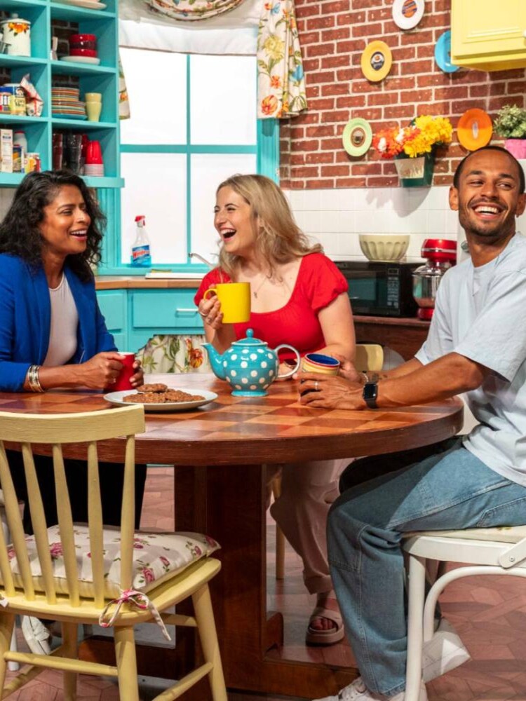 RED LETTER DAYS The FRIENDS™ for Two Gift Experience - Image 1 of 4