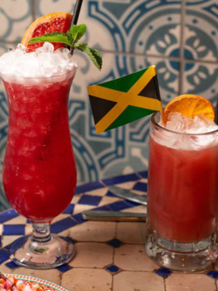 RED LETTER DAYS Five Tapas for Two and Two Cocktails at Revolución de Cuba Gift Experience - Image 2 of 4