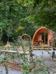 RED LETTER DAYS Overnight Glamping Escape For Two Gift Experience - Image 3 of 4
