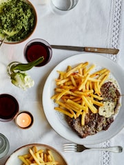 RED LETTER DAYS Côte at Home Steak Night for Two Gift Experience - Image 3 of 4