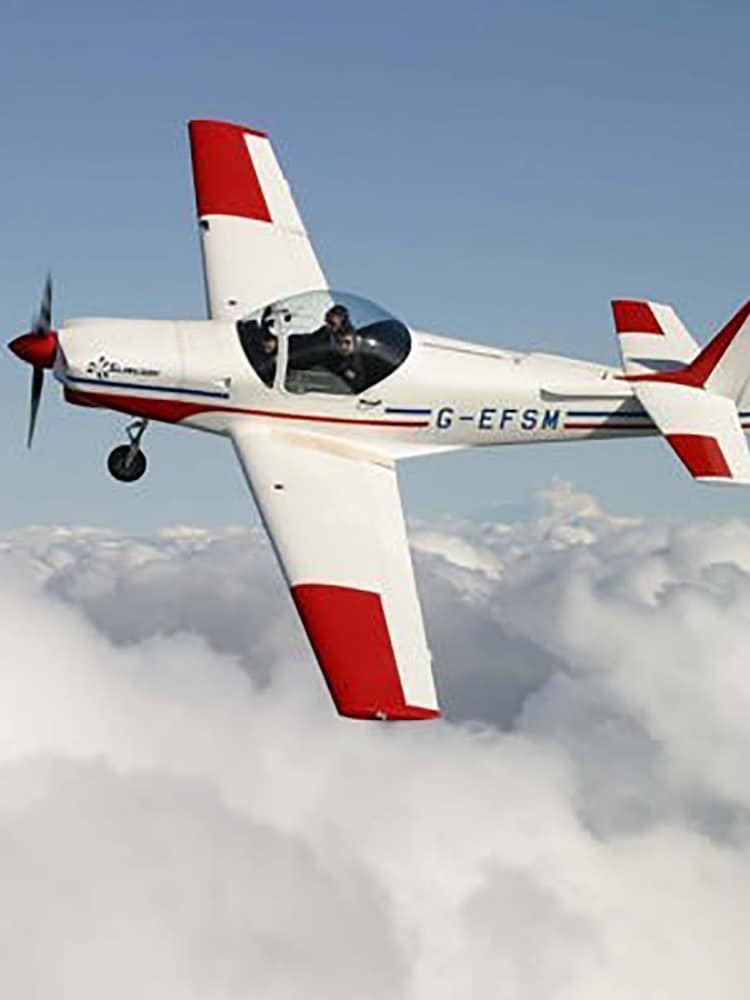 RED LETTER DAYS Double Landing Flying Lesson Gift Experience - Image 3 of 3