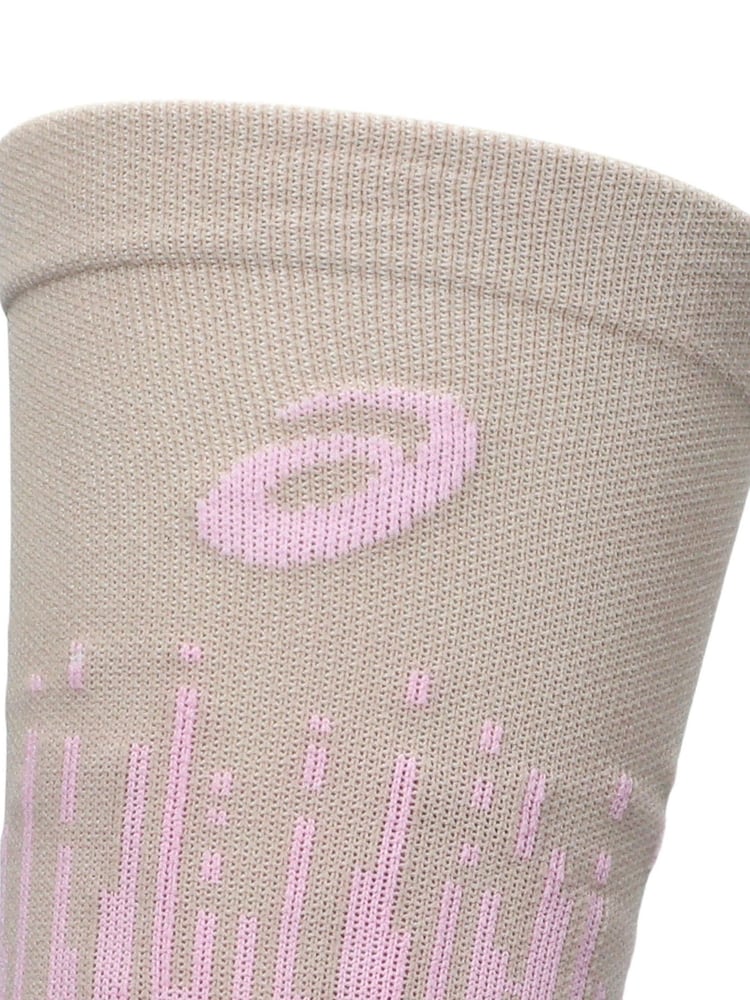 ASICS Pink Performance Run Crew Socks - Image 3 of 3 ASICS Pink Performance Run Crew Socks - Image 3 of 3