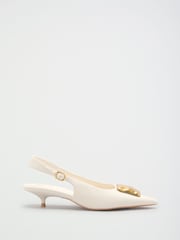 Ecru - Friends Like These Faux Leather Gold Hardware Pointed Toe Slingback Kitten Heel Court Shoes - Bild 2 von 5