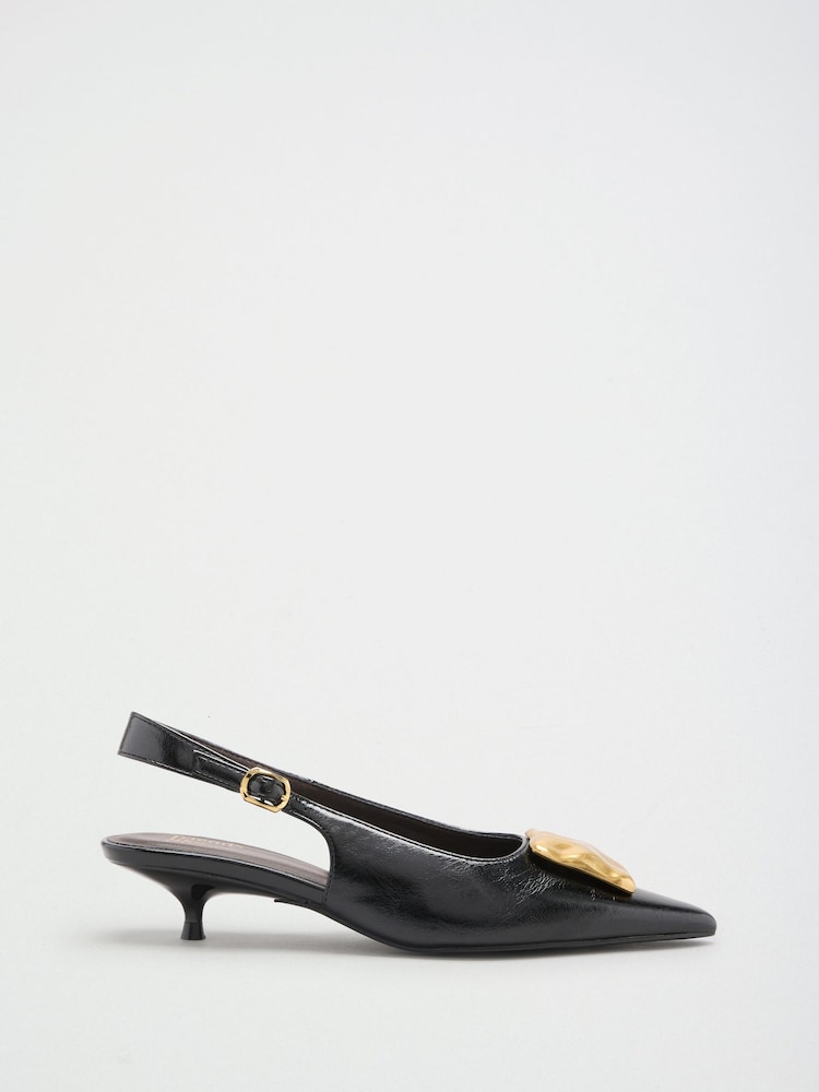 Schwarz - Friends Like These Faux Leather Gold Hardware Pointed Toe Slingback Kitten Heel Court Shoes - Bild 2 von 5 Schwarz - Friends Like These Faux Leather Gold Hardware Pointed Toe Slingback Kitten Heel Court Shoes - Bild 2 von 5