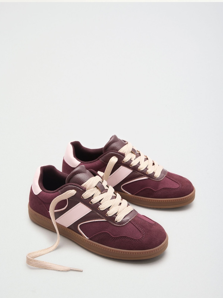 Burgunderrot - Friends Like These Lace Up Slim Gum Sporty Trainers - Bild 2 von 3