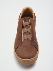 សូកូឡាពណ៌ត្នោត Faux suede - Friends Like These ស្បែកជើងប៉ាតាធម្មតាៗធ្វើពីចរយឺតទាំងនេះ - រូបភាព 3 នៃ 4