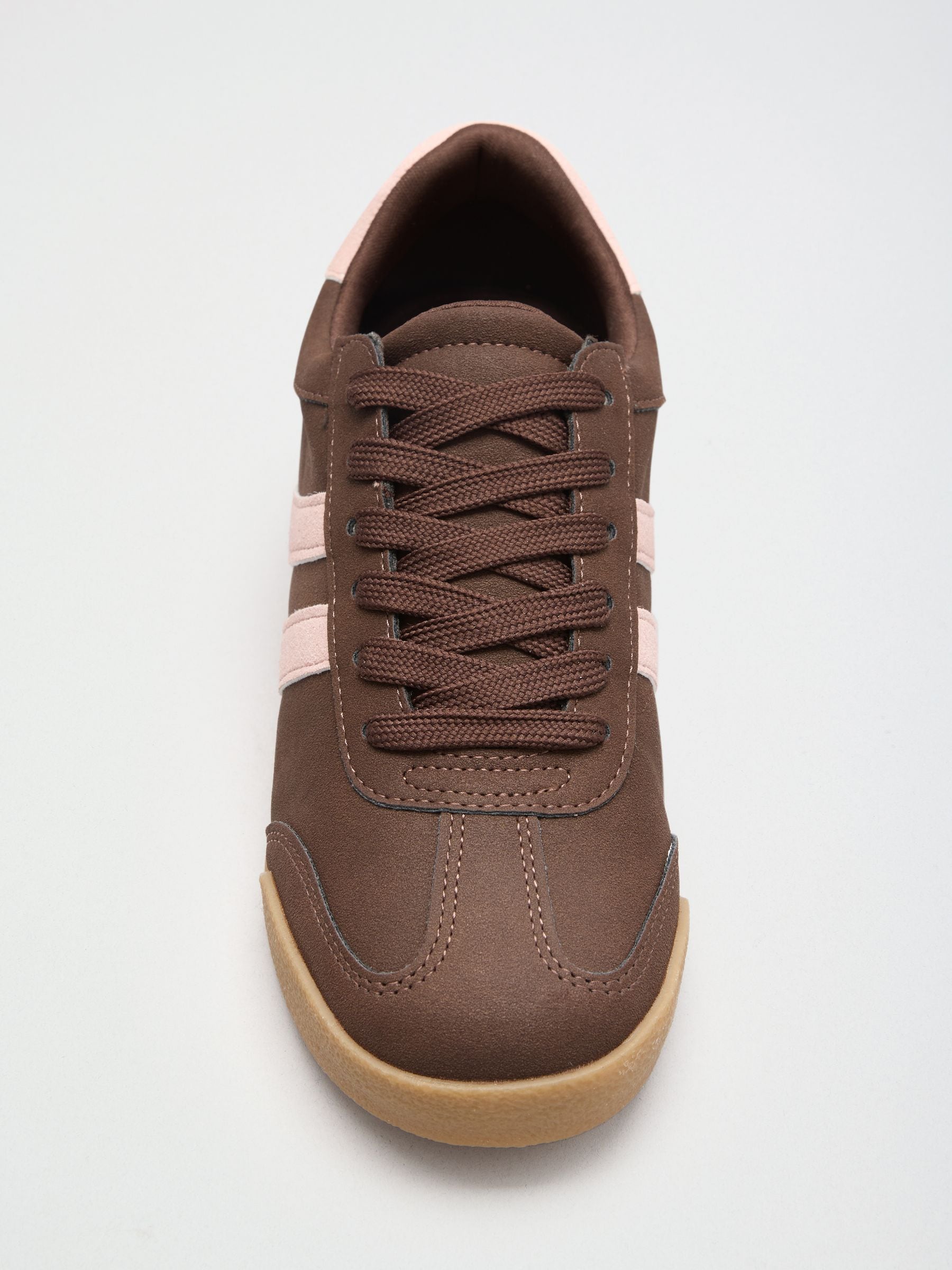 Next：日本 チョコレートブラウン - Friends Like These Faux Suede