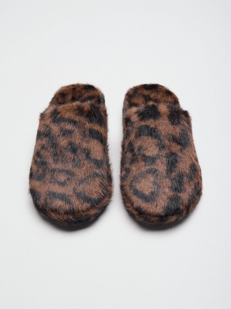 Chocolate Brown Leopard Animal - Friends Like These Spot Print Faux Fur Mule Slippers - 5суретінің 2 суреті Chocolate Brown Leopard Animal - Friends Like These Spot Print Faux Fur Mule Slippers - 5суретінің 2 суреті