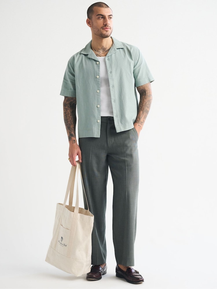 Abercrombie & Fitch Green Short Sleeve Resort Shirt - Image 2 of 5