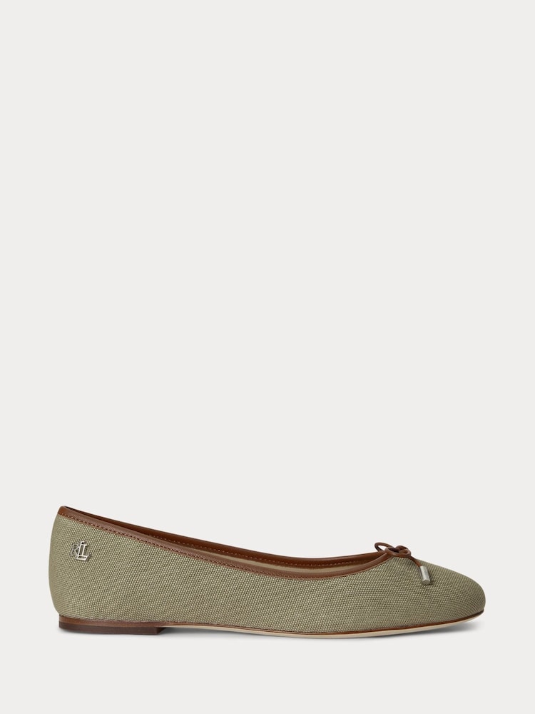 Lauren Ralph Lauren Green Jayna Leather Flats - Image 1 of 4 Lauren Ralph Lauren Green Jayna Leather Flats - Image 1 of 4