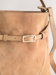 Sand Leather Belted Messenger Shoulder Bag - Image 4 of 5