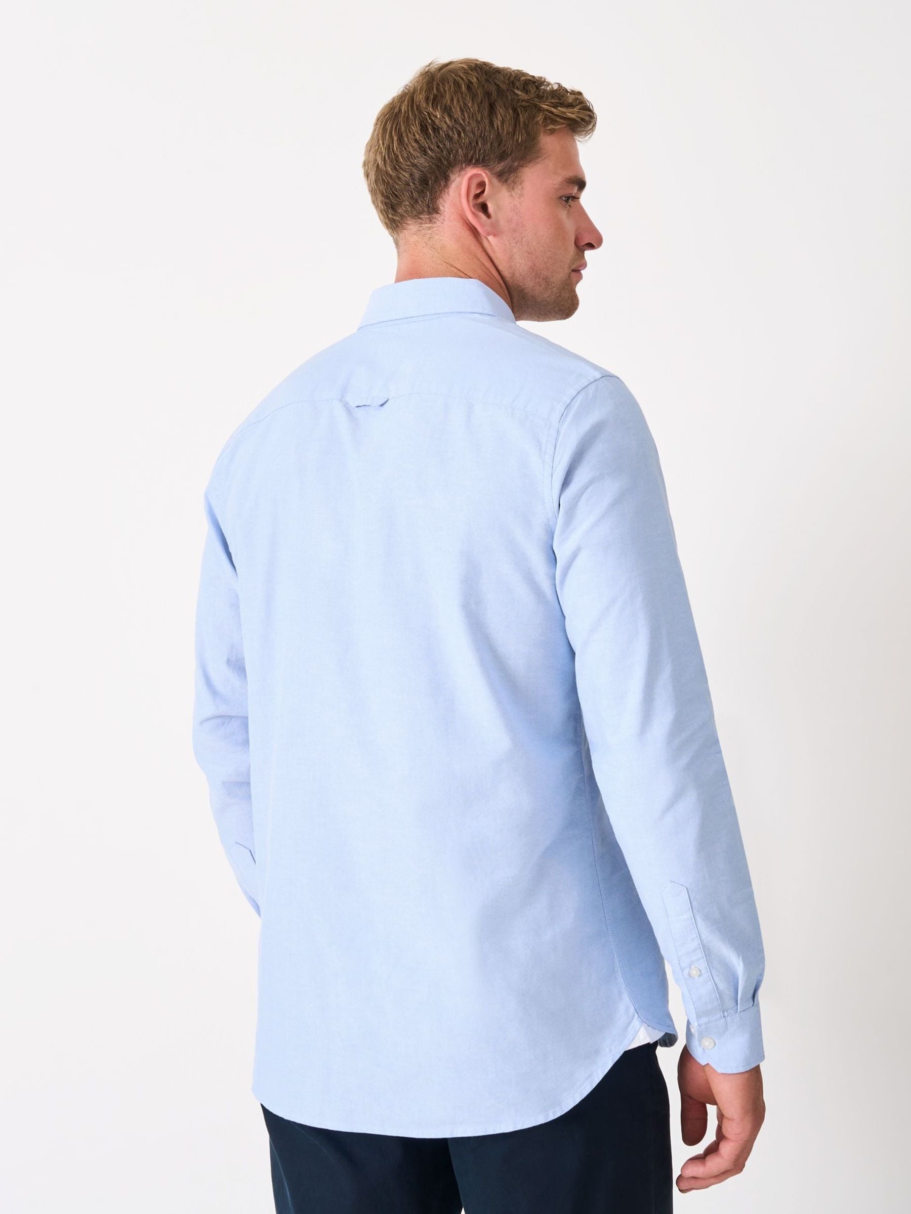 Comprar Camisa Oxford Slim Fit com Gola Redonda da Crew Clothing