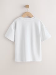 أبيض - تيشرت كُم قصير ثقيل الوزن برسومات (3-16من عمر سنة إلى سنتين) - صورة 2 من 5