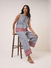 Nobodys Child Black Shrew Embroidered Crop Trousers - Image 4 of 5