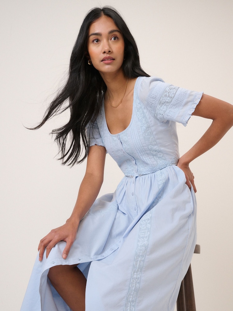 knee length dresses for ladies Collectiva Concepcion | Octavia Midi Dress