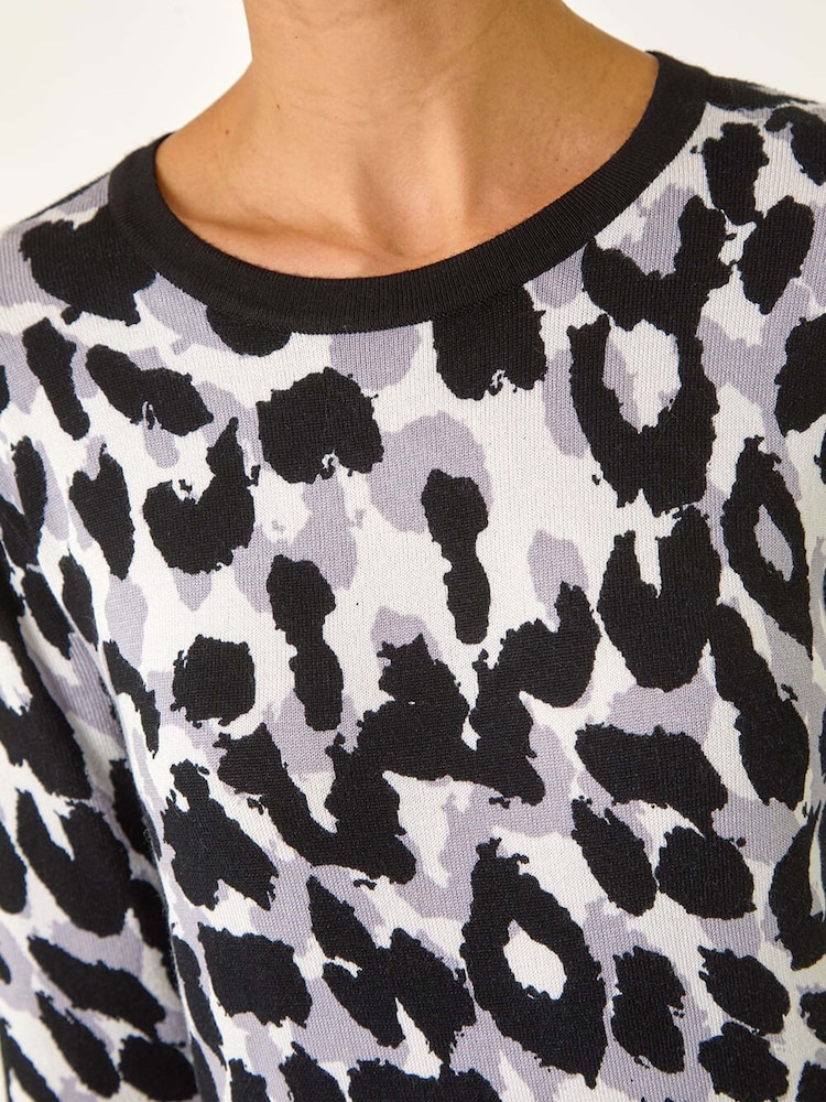Roman Black Animal Print 3/4 Sleeve Knit Jumper - Image 5 of 5 Roman Black Animal Print 3/4 Sleeve Knit Jumper - Image 5 of 5