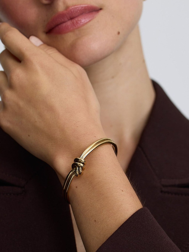 سوار بتصميم عُقدة D.Louise - صورة 1 من 4 سوار بتصميم عُقدة D.Louise - صورة 1 من 4