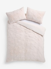 Pink Heart Carved Faux Fur Duvet Cover and Pillowcase Set - Image 4 of 4