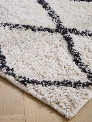 Black/White Cosy Washable Berber Doormat - Image 2 of 3