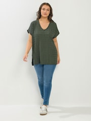 Yours Curve Green Bubble Grown On T-Shirt - Image 2 of 6