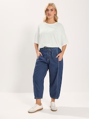 Yours Curve Blue Cropped Barrel Leg Jeans - Image 2 of 5