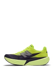 Žuto - New Balance muške trenerke FuelCell Rebel v5 - Slika 11 od 14