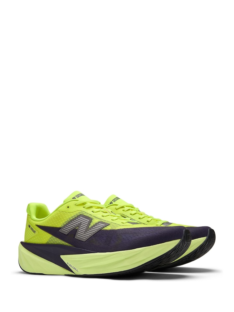 Žuto - New Balance muške trenerke FuelCell Rebel v5 - Slika 2 od 14 Žuto - New Balance muške trenerke FuelCell Rebel v5 - Slika 2 od 14