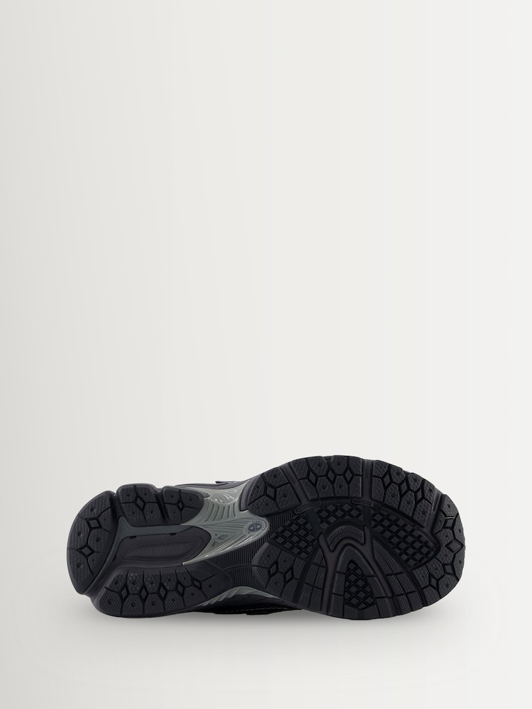 New Balance Black 1906 Lace Junior Trainers - Image 8 of 8 New Balance Black 1906 Lace Junior Trainers - Image 8 of 8