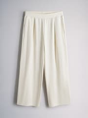 The Set 2 Piece Premium Heavyweight Shirt Sleeve T-Shirt and Pleated Jogger Set Cream - Image 10 of 12