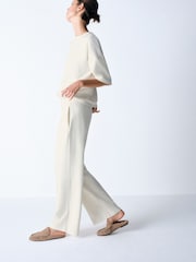 The Set 2 Piece Premium Heavyweight Shirt Sleeve T-Shirt and Pleated Jogger Set Cream - Image 6 of 12